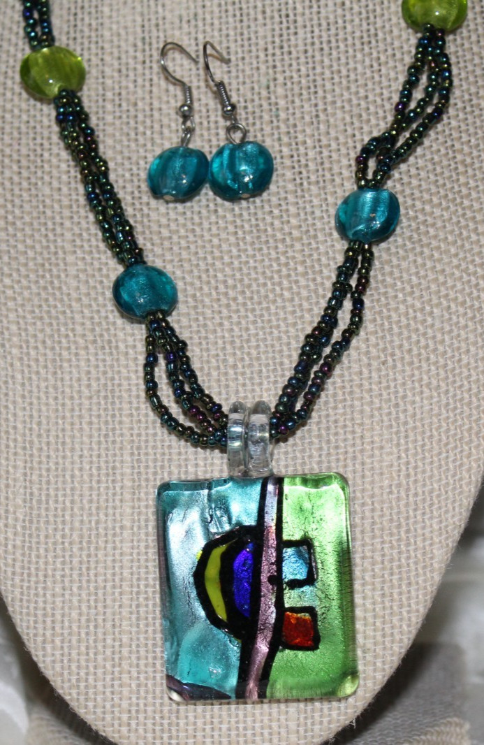 VTG HAND MADE FUSED GLASS PENDANT NECKLACE+DANGLE HOOKS TEAL&DESIGN