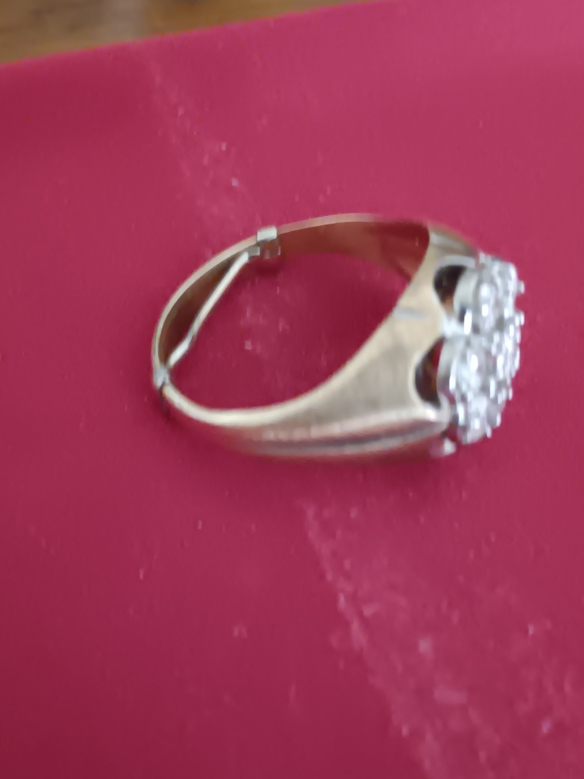 Vintage Men’s 1 carat diamond cluster ring 10 carat gold. From Estate Sale.