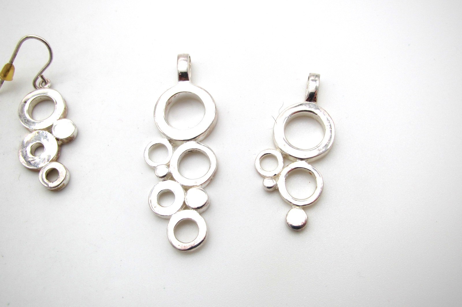 Vtg Thailand Sterling MultiRing Dangle Earrings w/2 Different Size Pendants