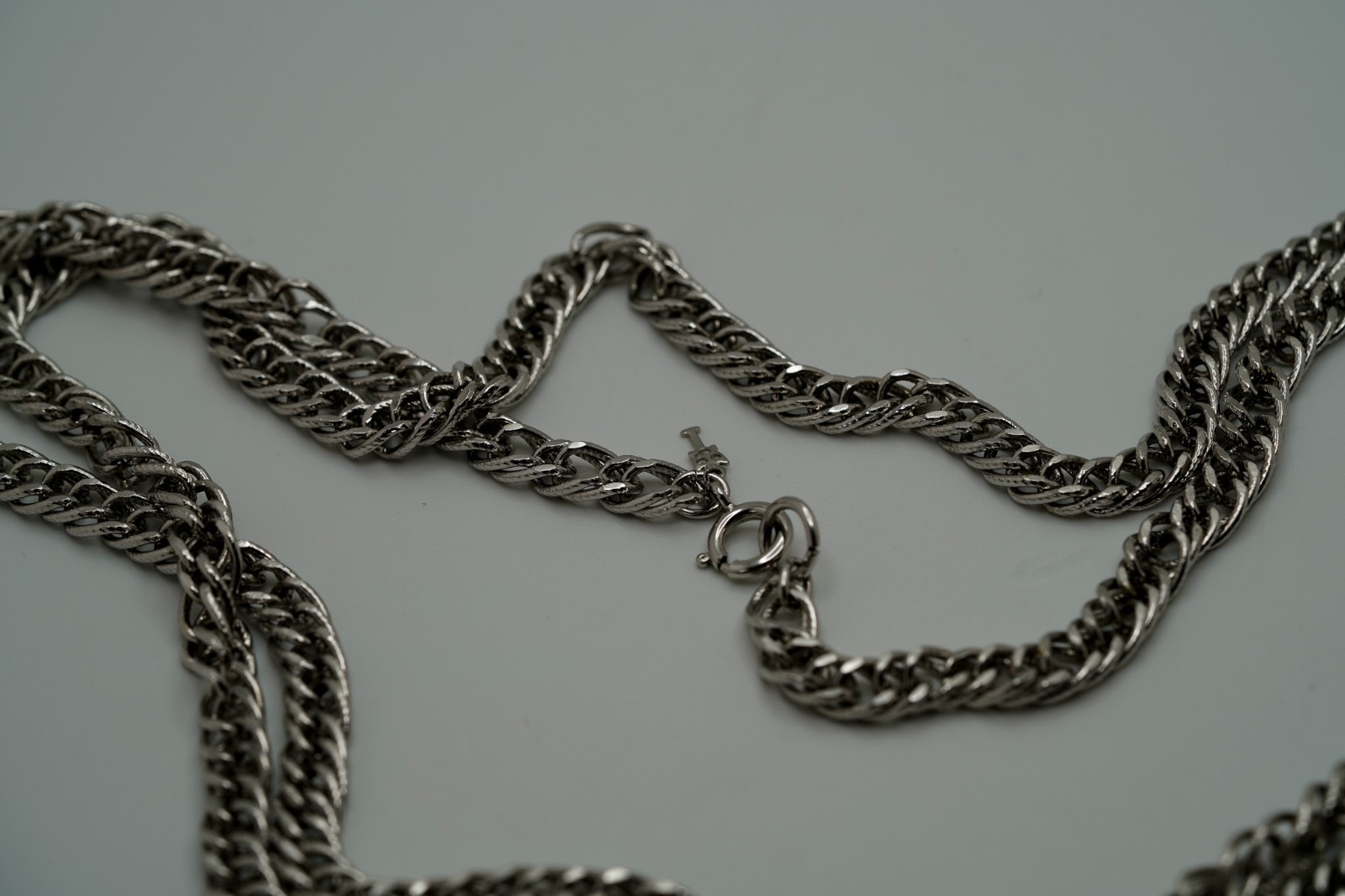 Vintage Silver Tone Trifari Long Wrap Curb Chain Necklace 52″ x 6mm JB39