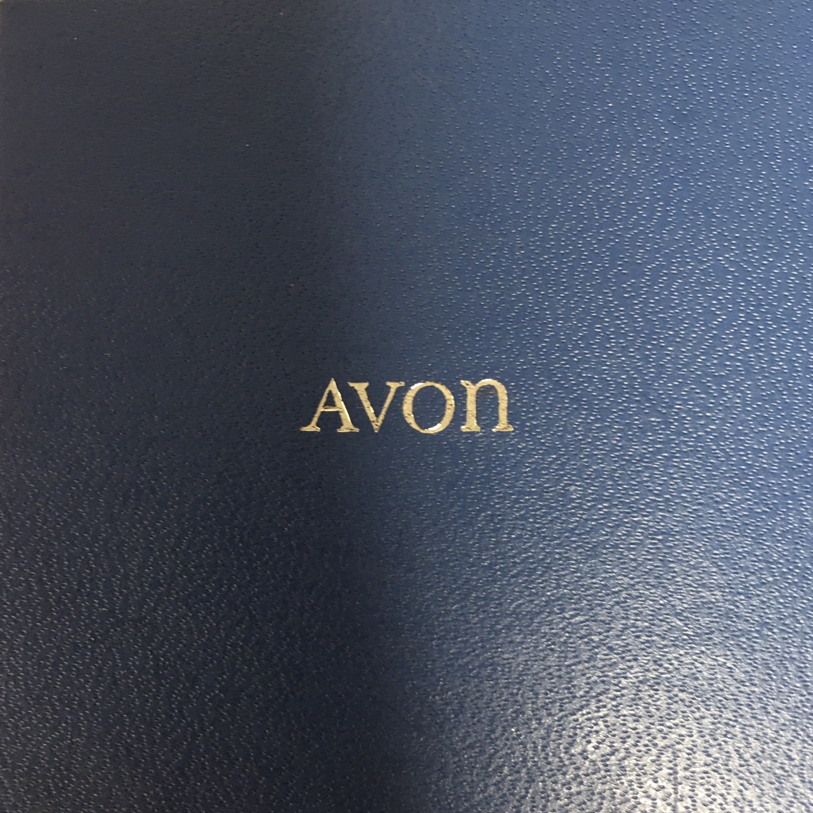 1971 VTG Avon Evening Creation Flower Simulated Pearl Necklace Earrings Box Set