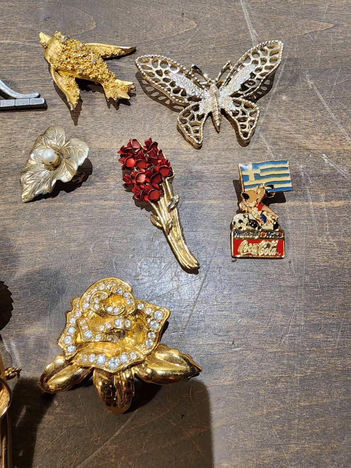 Vintage Lot Brooch Lapel Pin Bird Flowers Cats Avon Giovanni READ