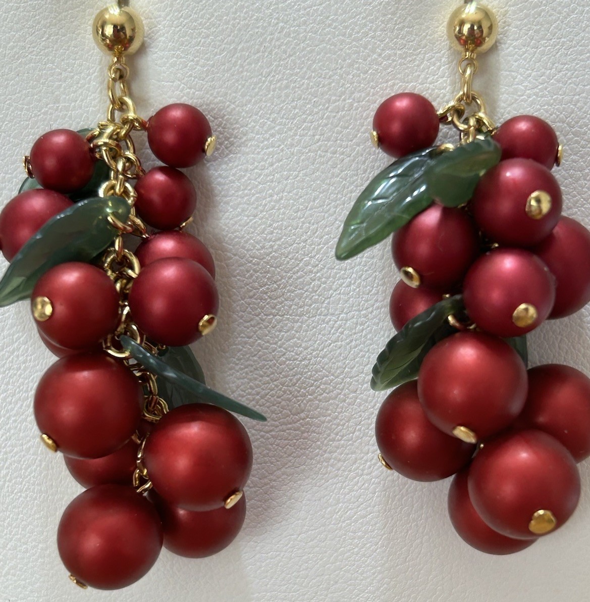 Vintage Avon Cha Cha Earrings Cluster Drop Red Berries Acrylic Molded Leaves