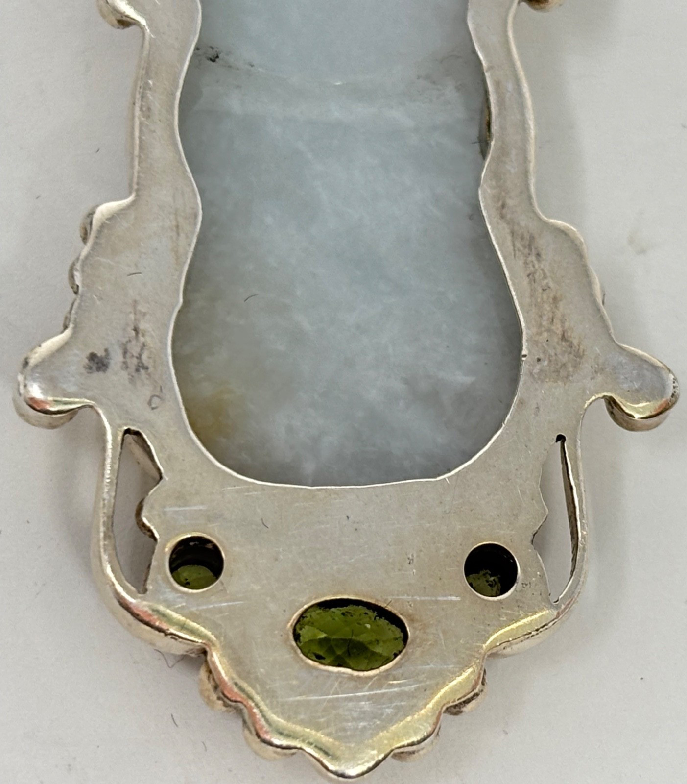 VTG Pendant 925 Silver Scroll Icy White Jadeite Hand-carved Buddha Peridot Pearl