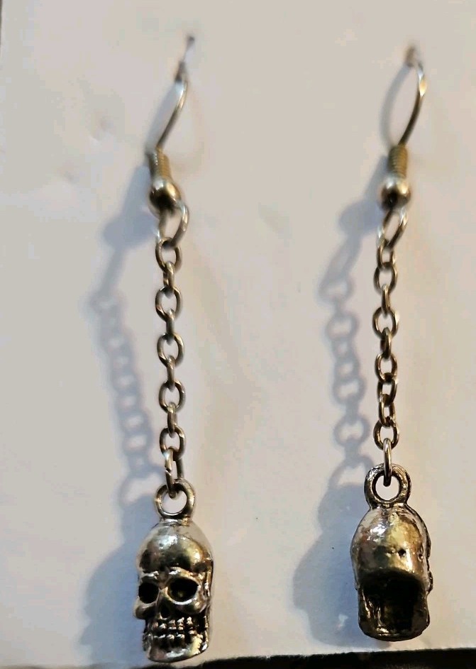 skull silver earrings vintage