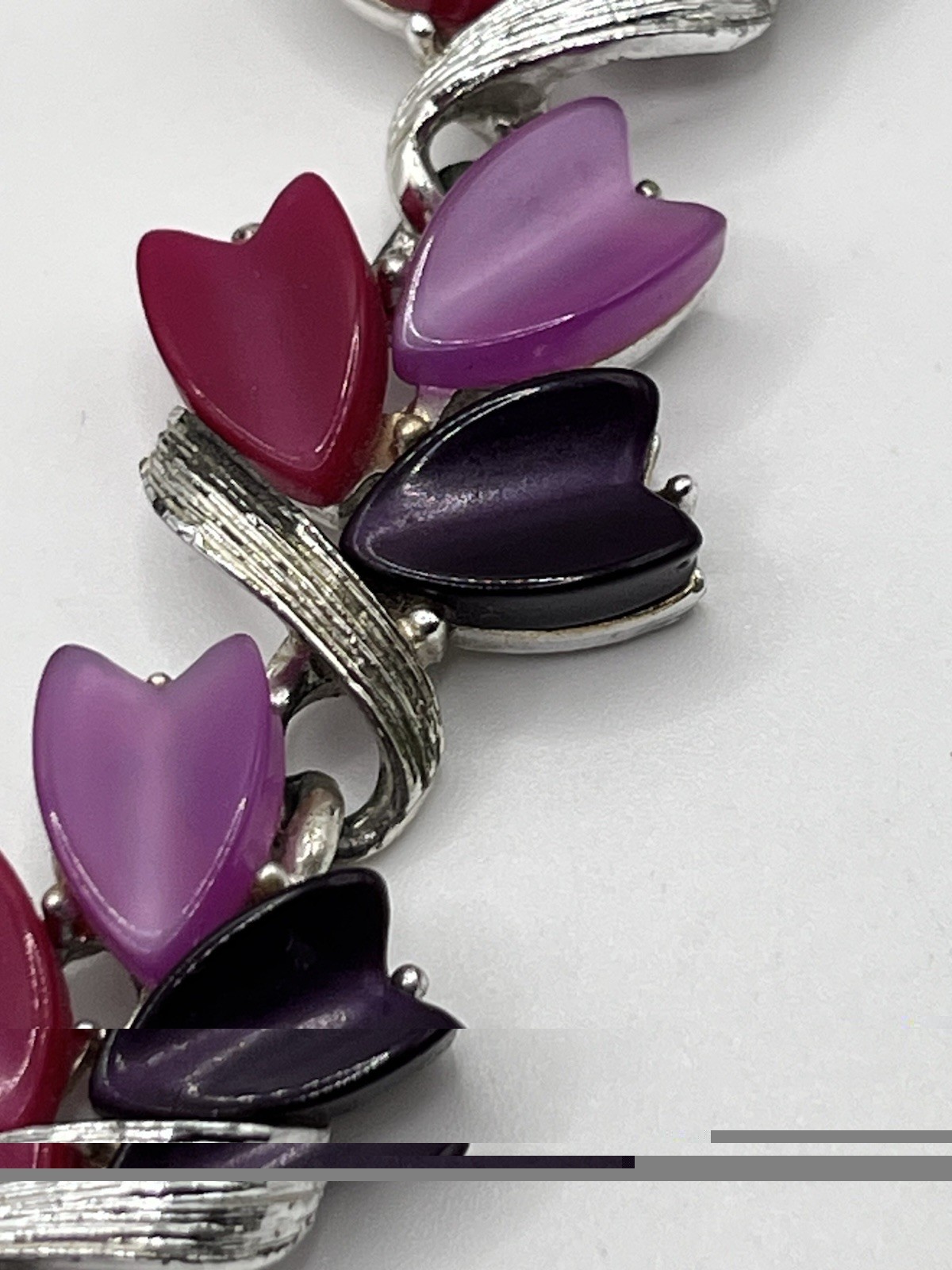 Vintage Purple Pink Fuscia Thermoset Choker Necklace Silver Tone Dainty 14-15”