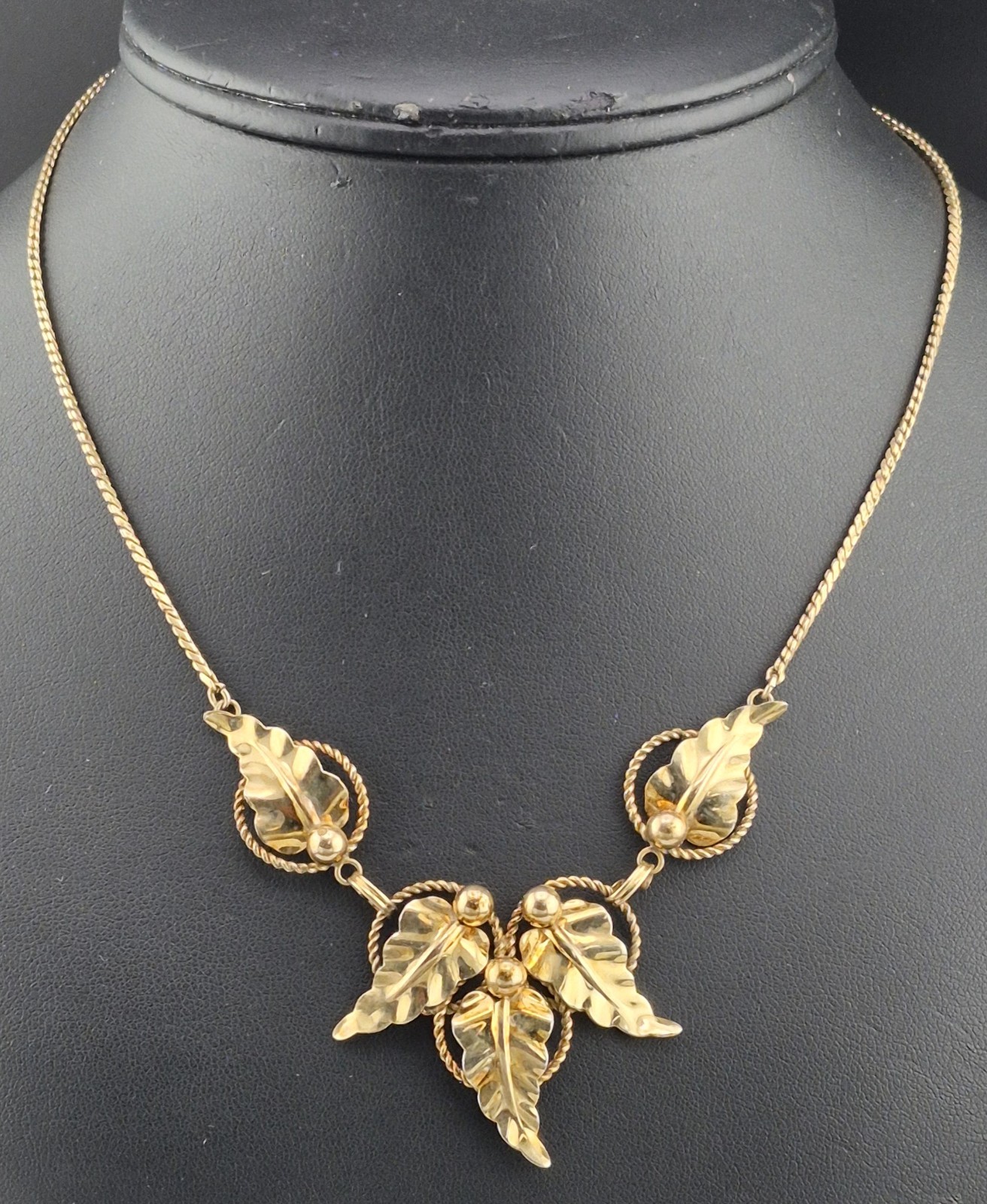 Vintage Van Dell 1/20 12k Gold Fill Leaf Collar Choker 16″ Necklace