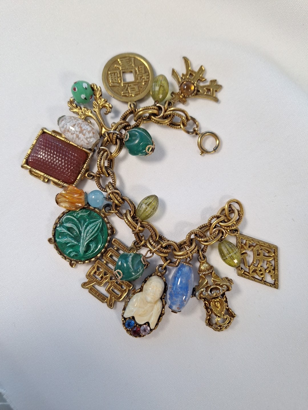 VTG Gold Tone Asian Themed Heavy Charm Bracelet 7.5″