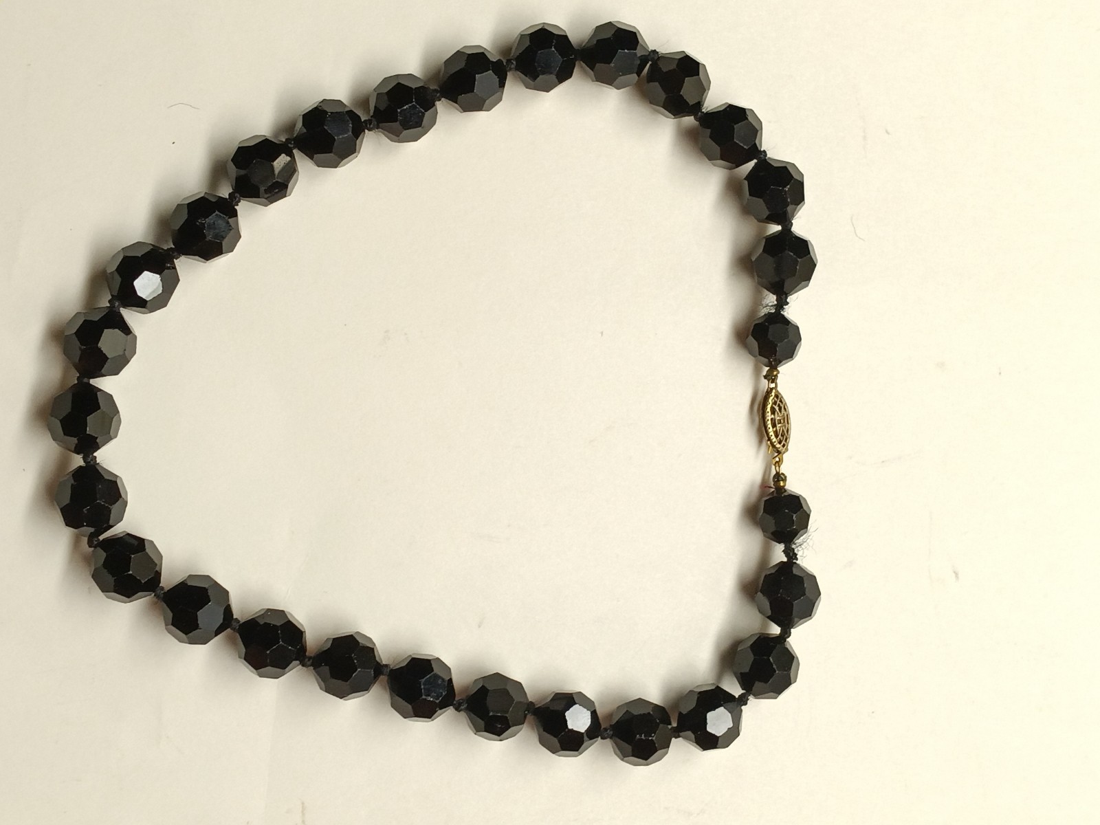 Vintage Black Onyx Faceted Beaded Necklace 64 grams 16” Gold-Tone Fishhook Clasp