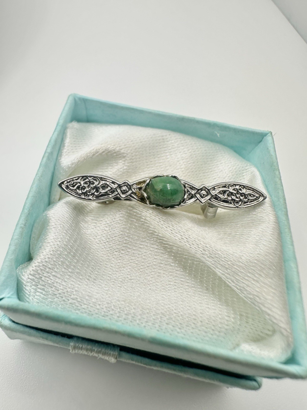 VTG Silver Tone Tiny Bar Brooch Pin Real Emerald May Birthstone Gemstone Read