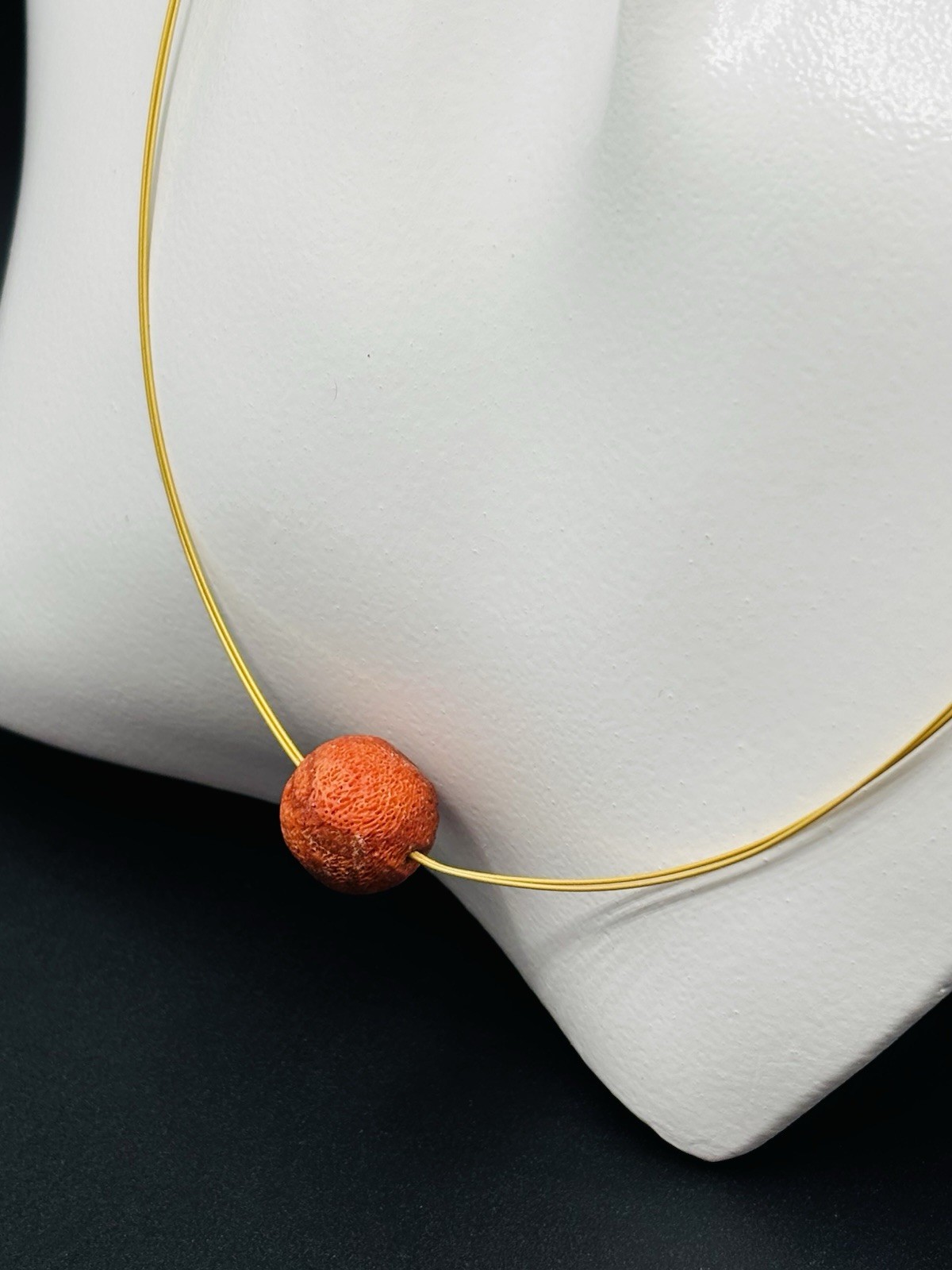 Vintage Natural Red Coral Statement Bead Pendant Wire Necklace 17.5 in