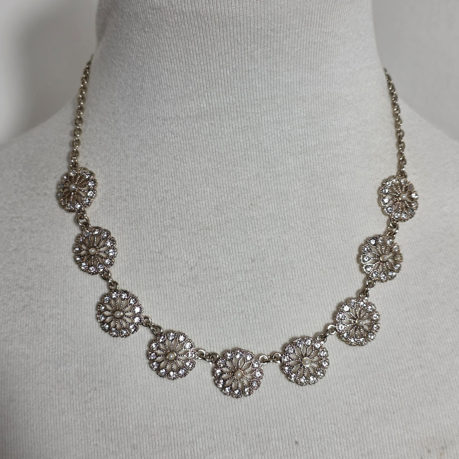 Banana Republic Stylized Daisy Bib Necklace Silver Tone with White Rhinestones