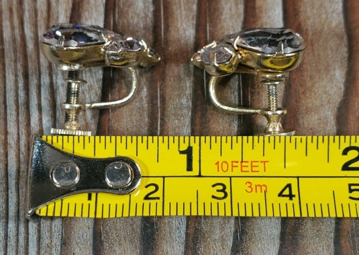 Screwback Earrings Light Purple Cluster prong Set Rhinestones Gold Tone Vintage