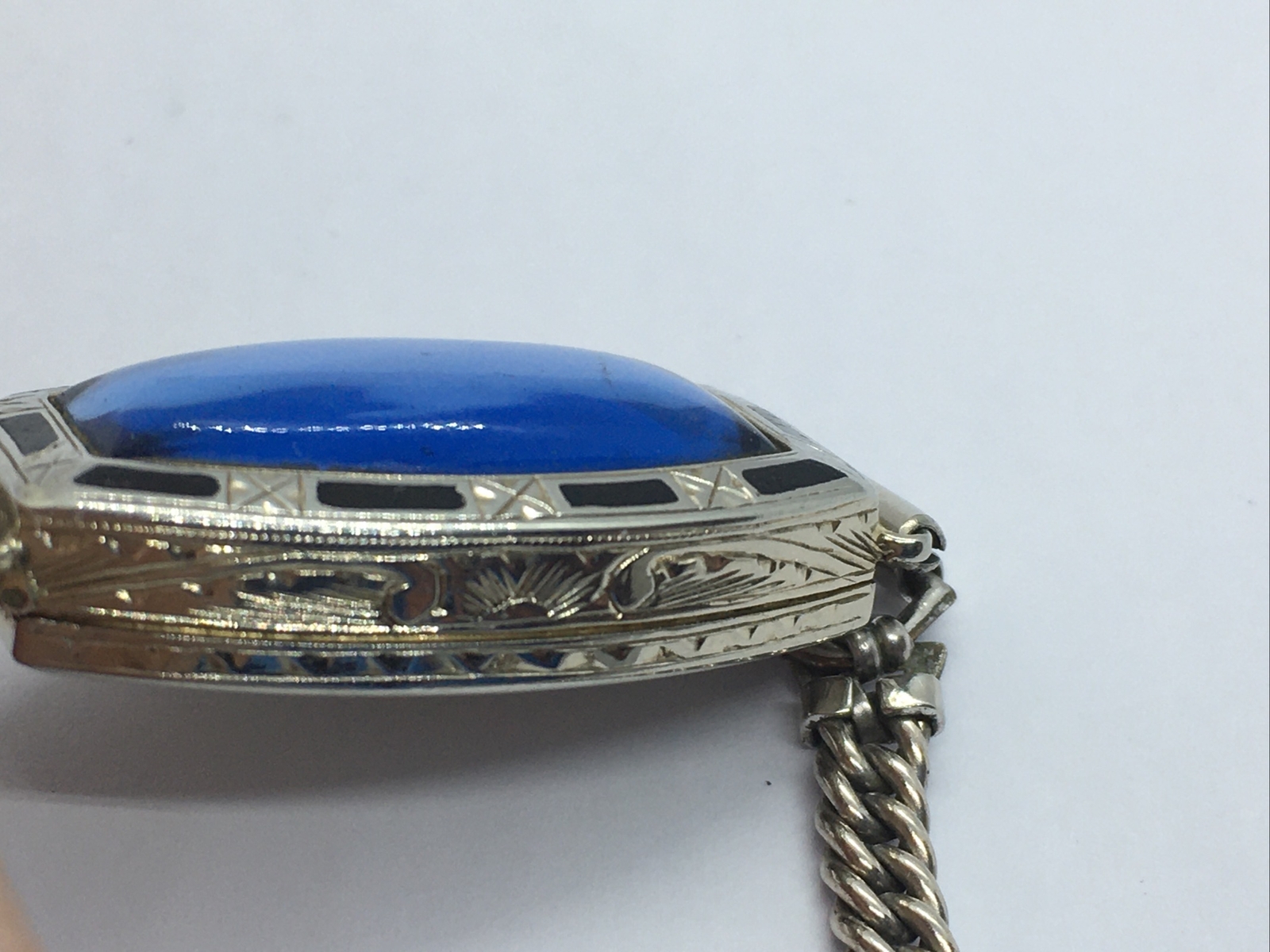 18k Antique VOGUE Swiss Ladies Watch, 18k Karat solid White gold Case 16j Runs