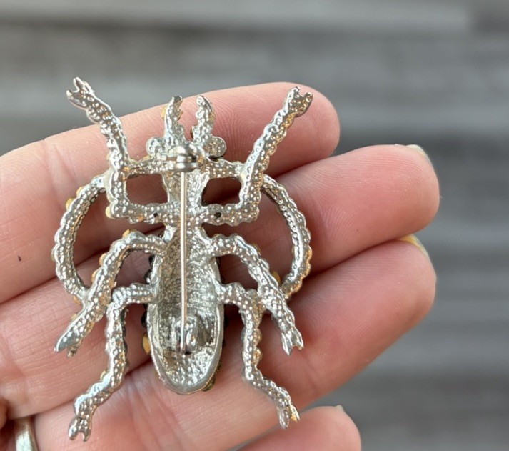 Green Rhinestone Beetle Bug Brooch Pin 1.5×2