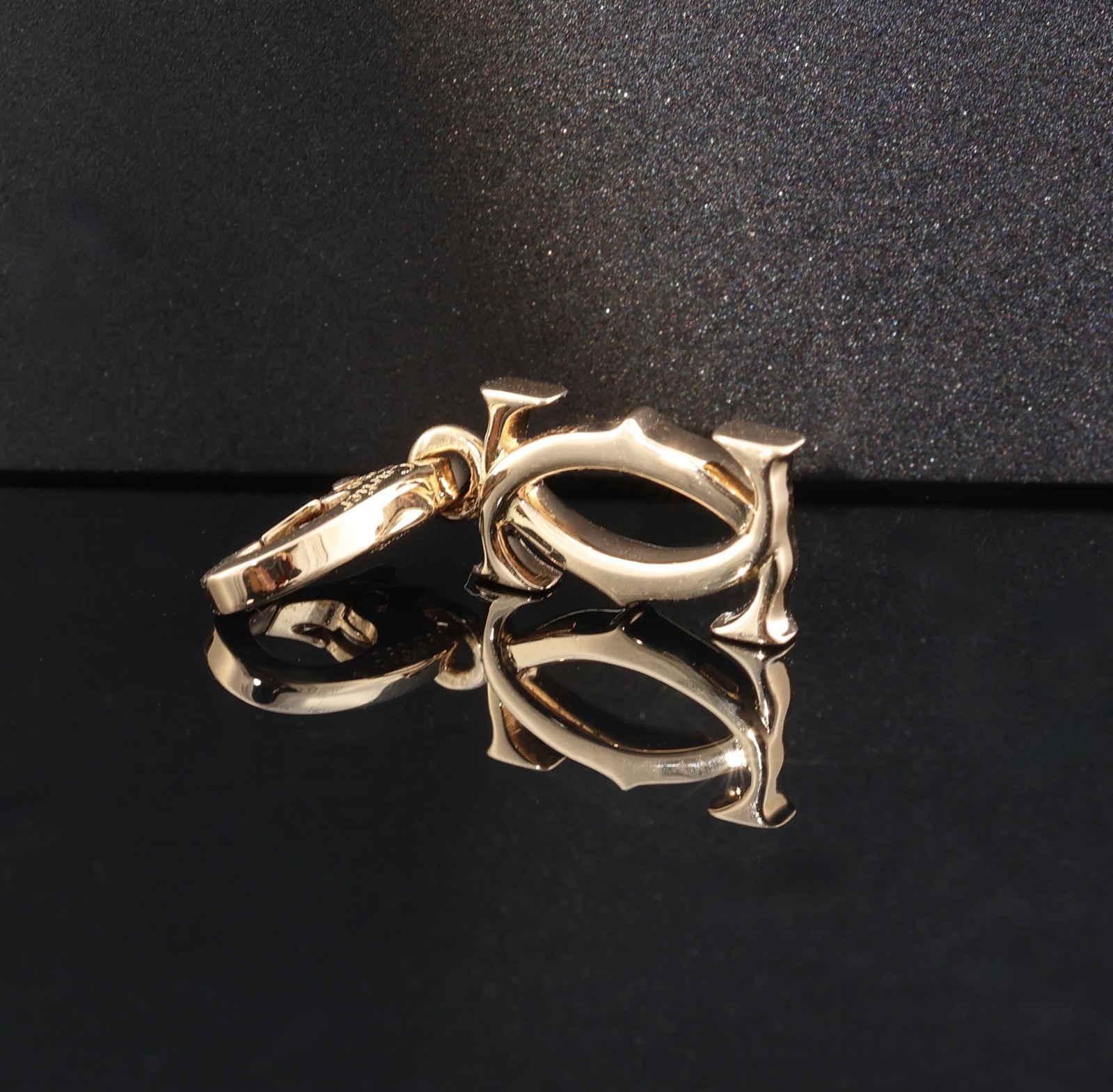 Auth. Cartier Double C 18k Yellow Colour Gold Charm 2.44g