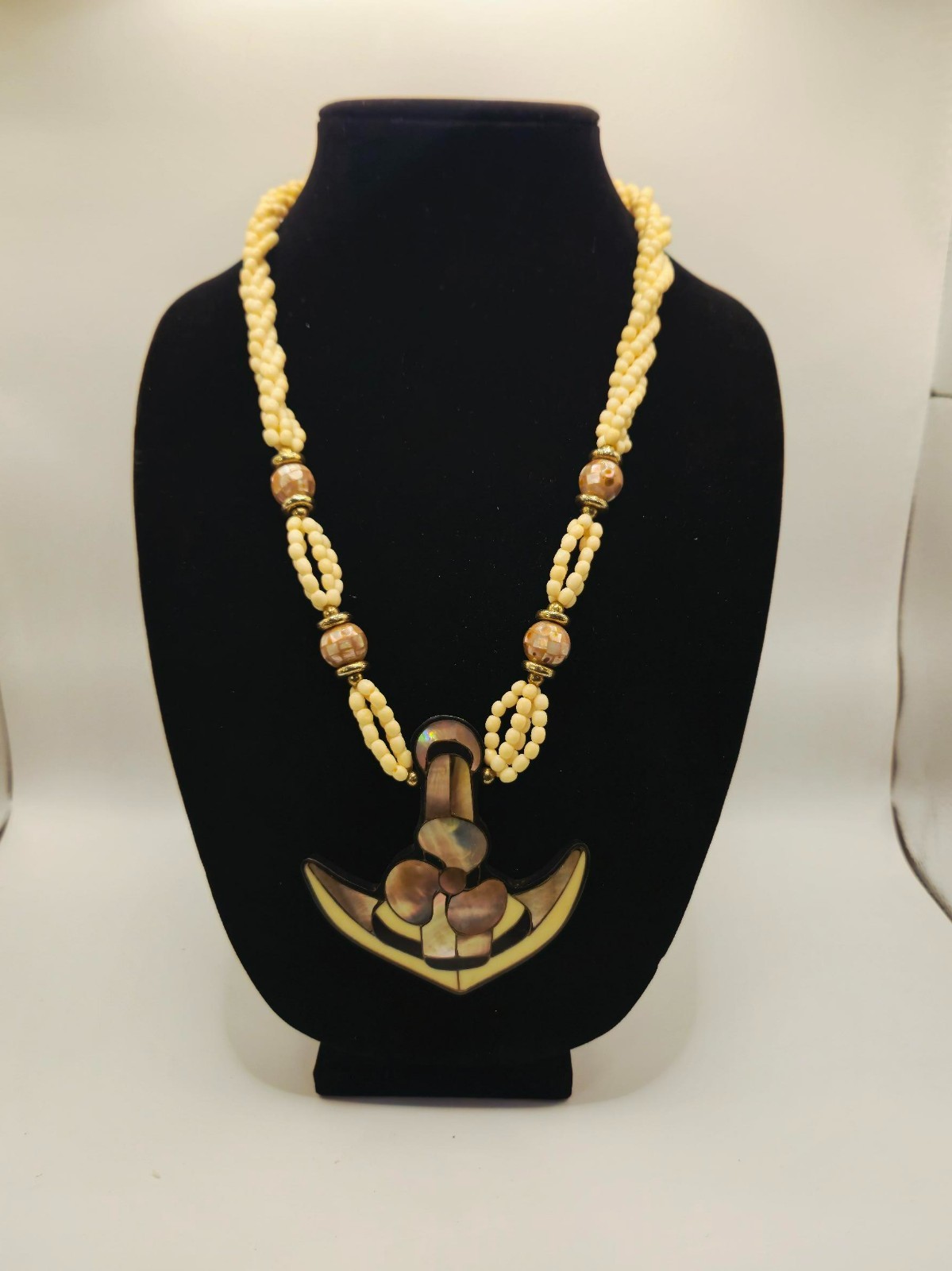 Vintage 1960s Abalone Shell Anchor Pendant Necklace Mid-Century Nautical Beaded