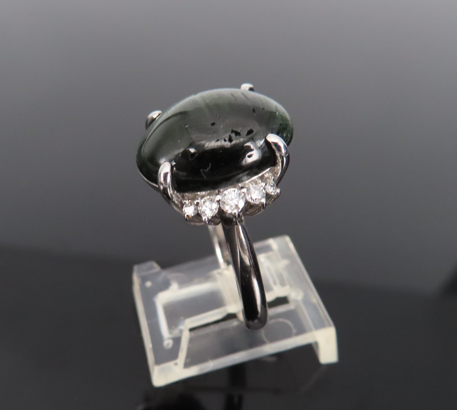 8.05ct Natural Cat’s Eye Green Tourmaline 0.26ct Diamond Platinum Ring Size 6.75