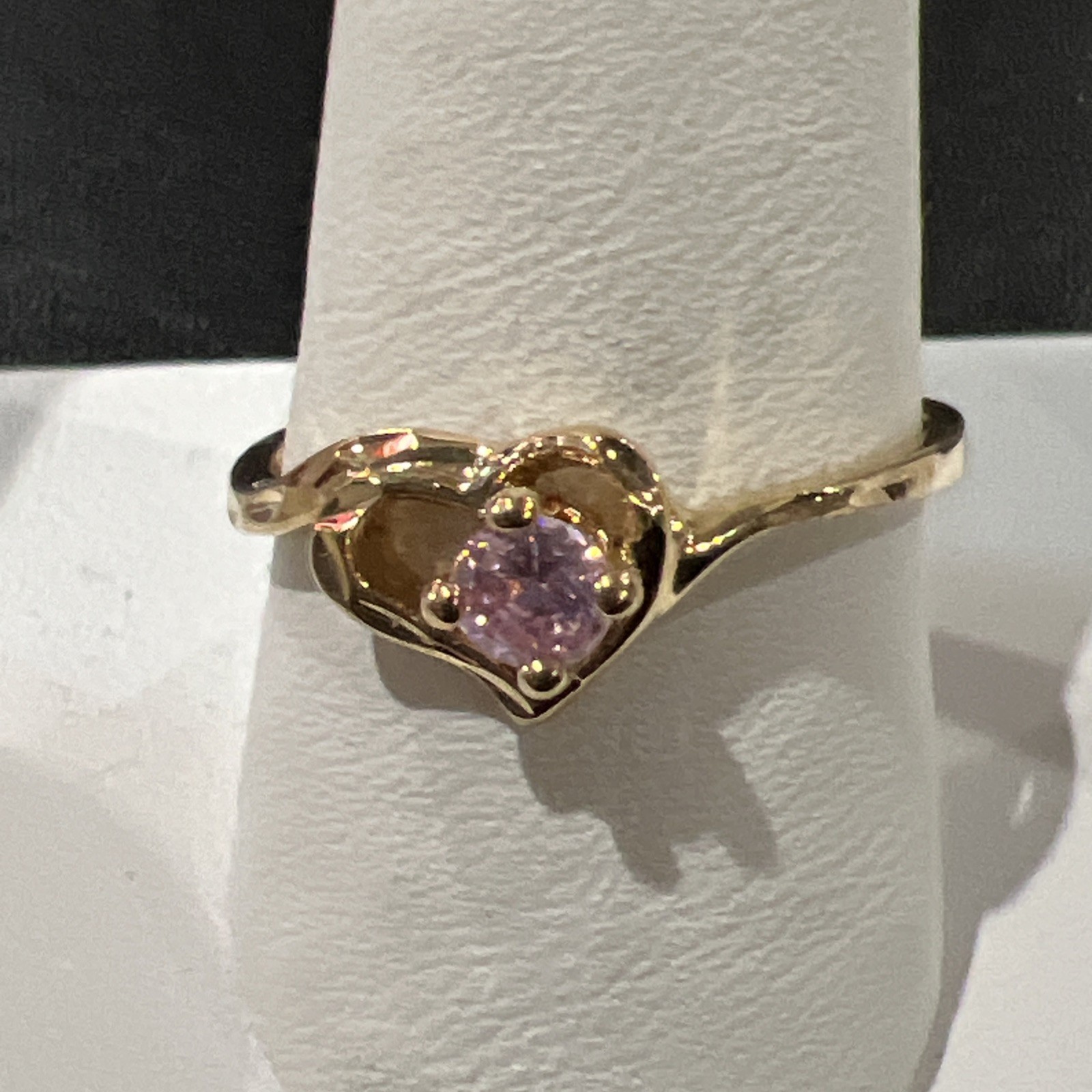 Cop89 Ring Size 10 Pink Stone