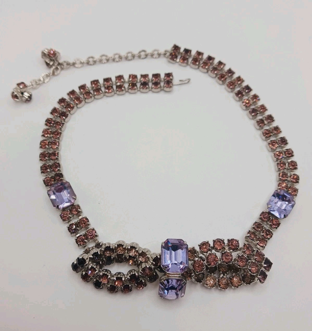 Vintage Blue Violet Purple Alexandrite lilac Rhinestone Bow Necklace silver tone