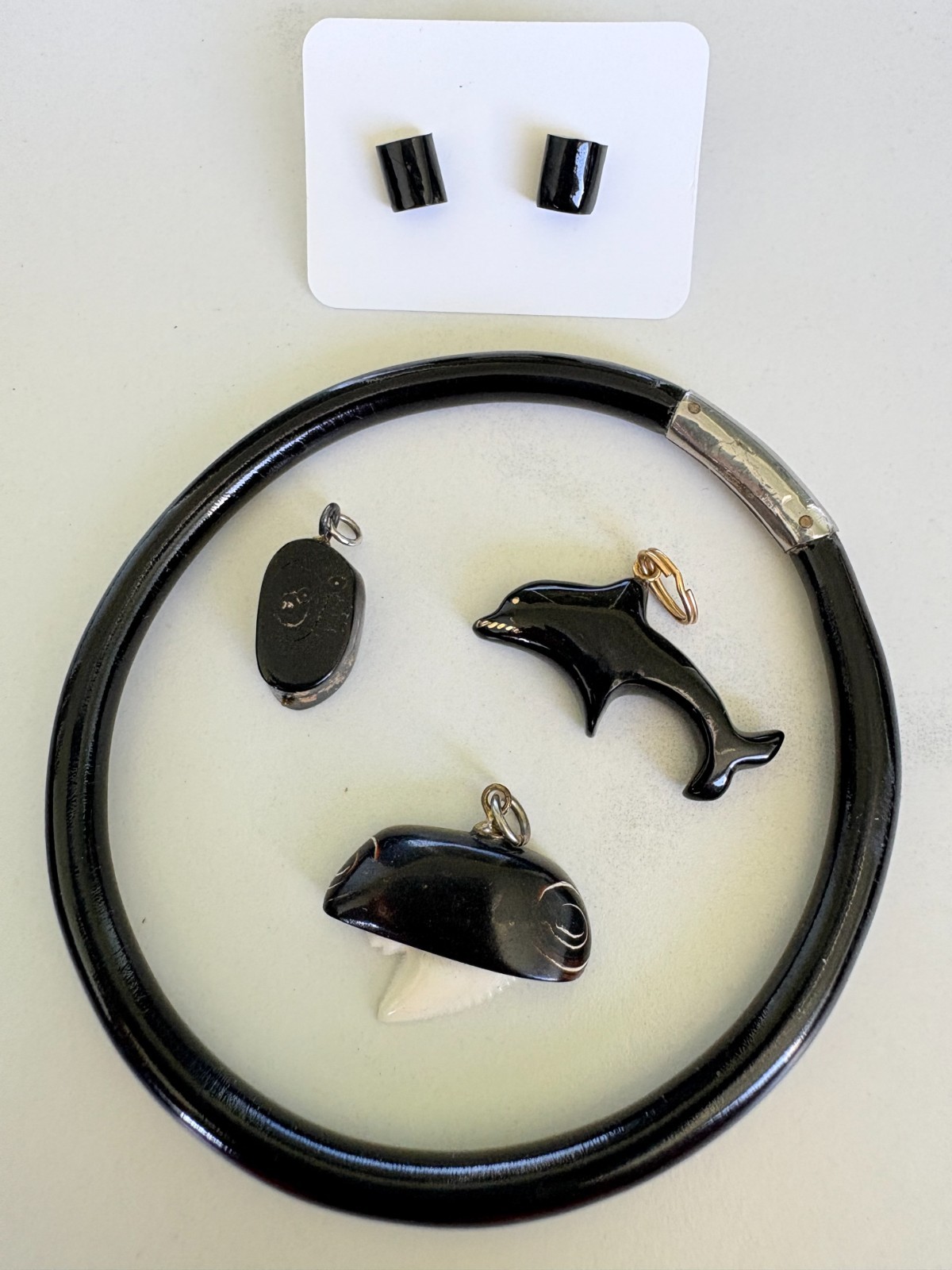 Black Coral Lot of 5, Bracelet, Dolphin Pendent, Shark tooth Pendent & More NICE