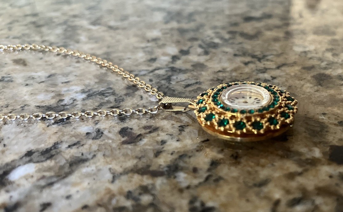 Vintage Honey Hand Wind Green Crystal Gold Tone Pendant Watch Chain Necklace