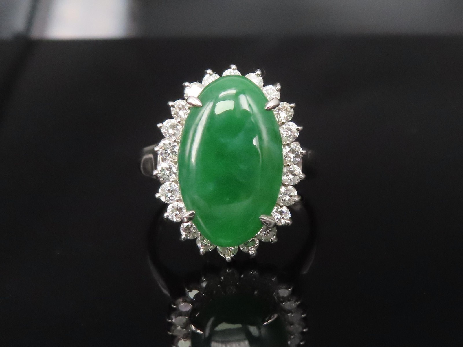 5.95ct Natural Green Jadeite Jade 0.75ct Diamond Platinum Ring Size 8.5