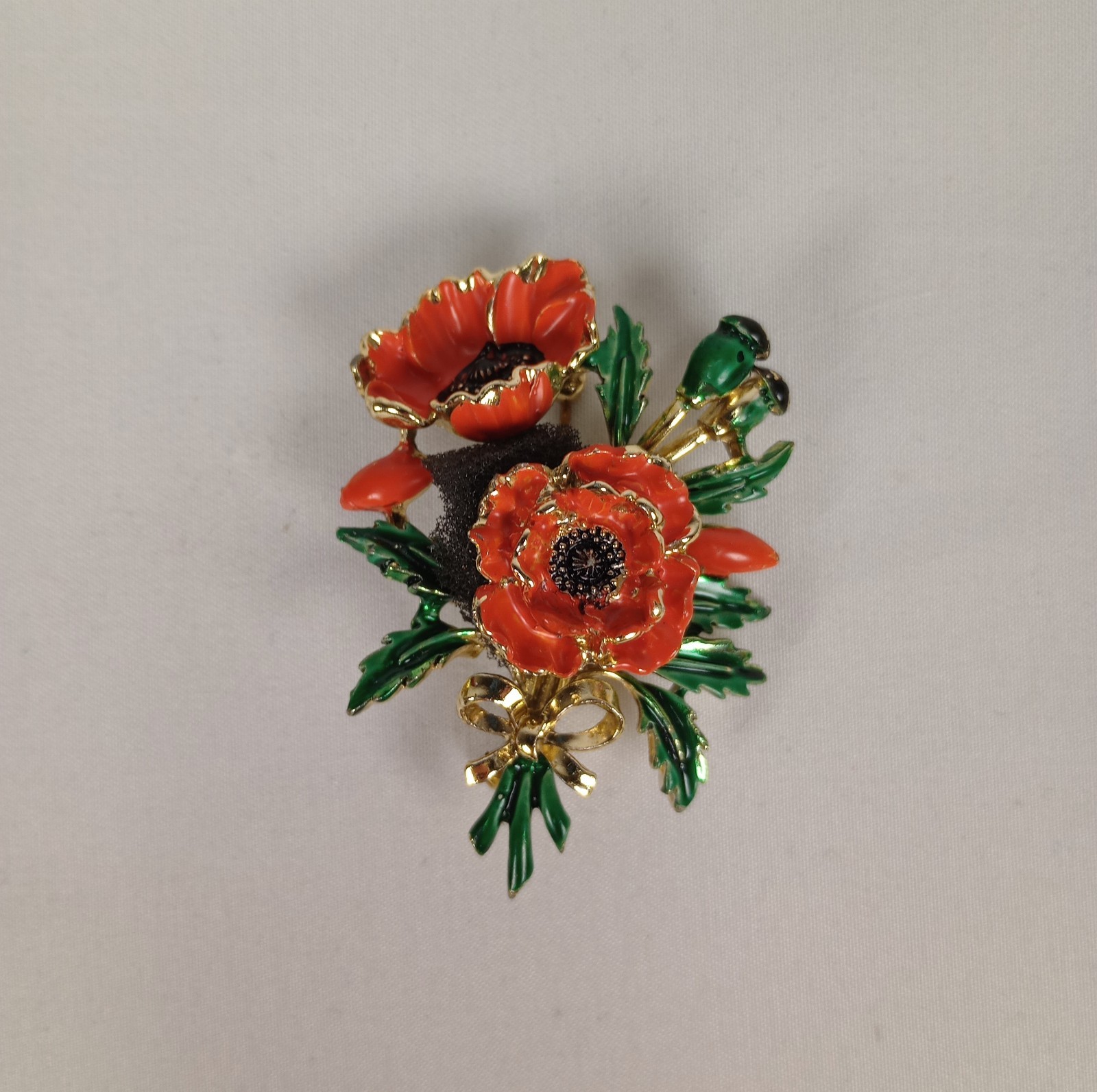 Vintage Exquisite Enamel Poppy Flower Brooch Red Orange Green Gold Tone 2″