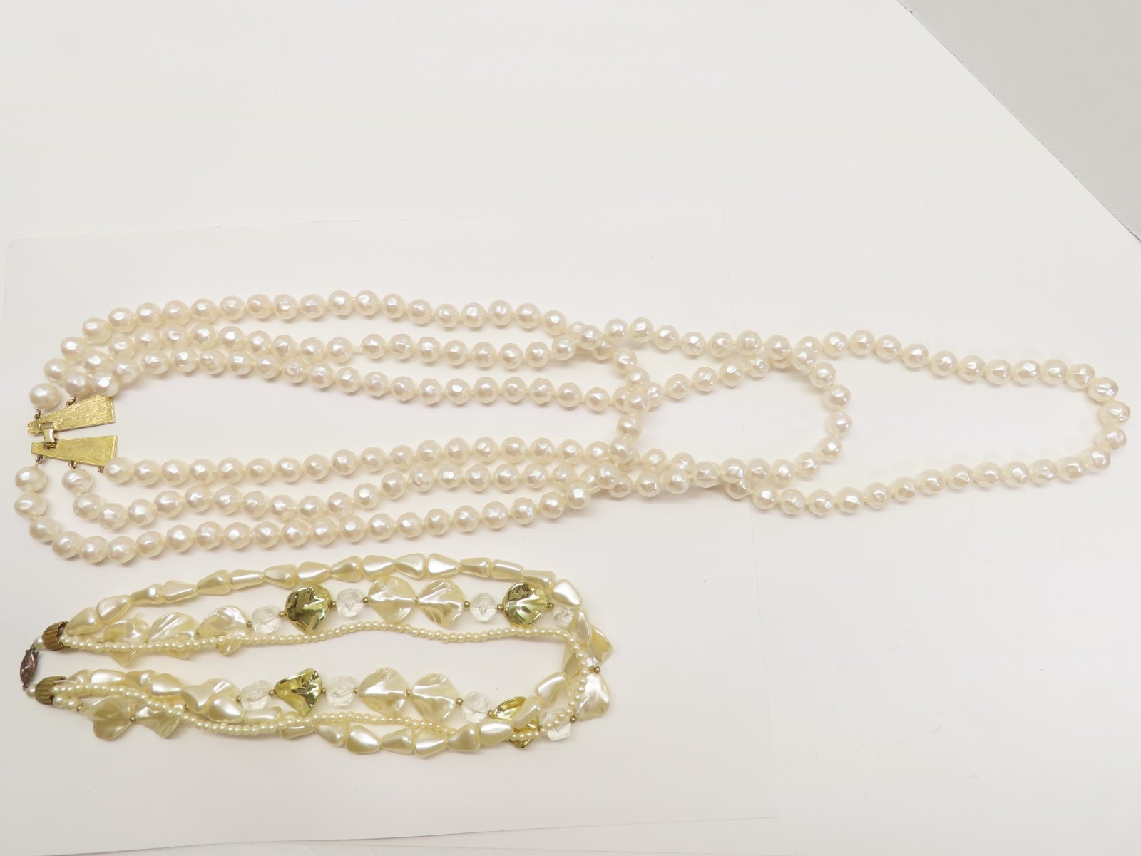 Vintage Beaded Necklace Lot Faux Pearl Ivory Gold Beaded Accents D2364