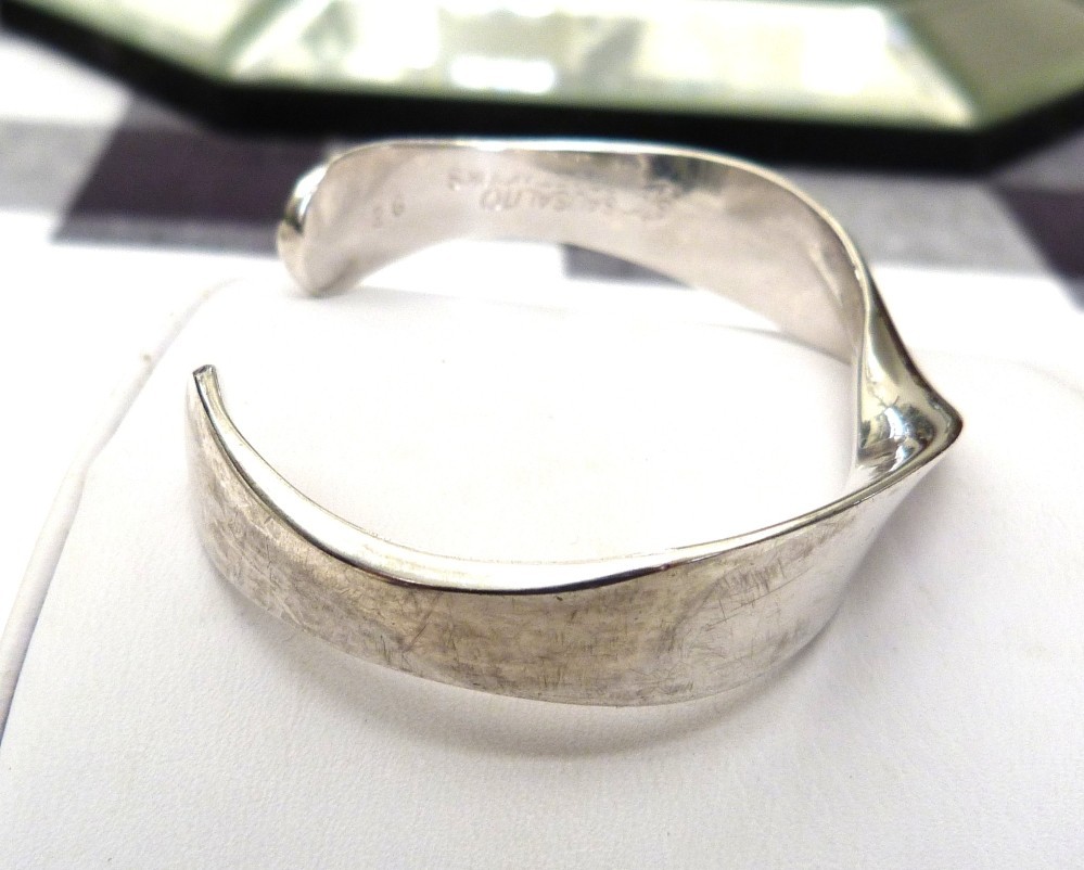 VINTAGE SC SAUSALITO CRAFTWORKS #2G SILVER RHODIUM PLATED WAVE CUFF BRACELET
