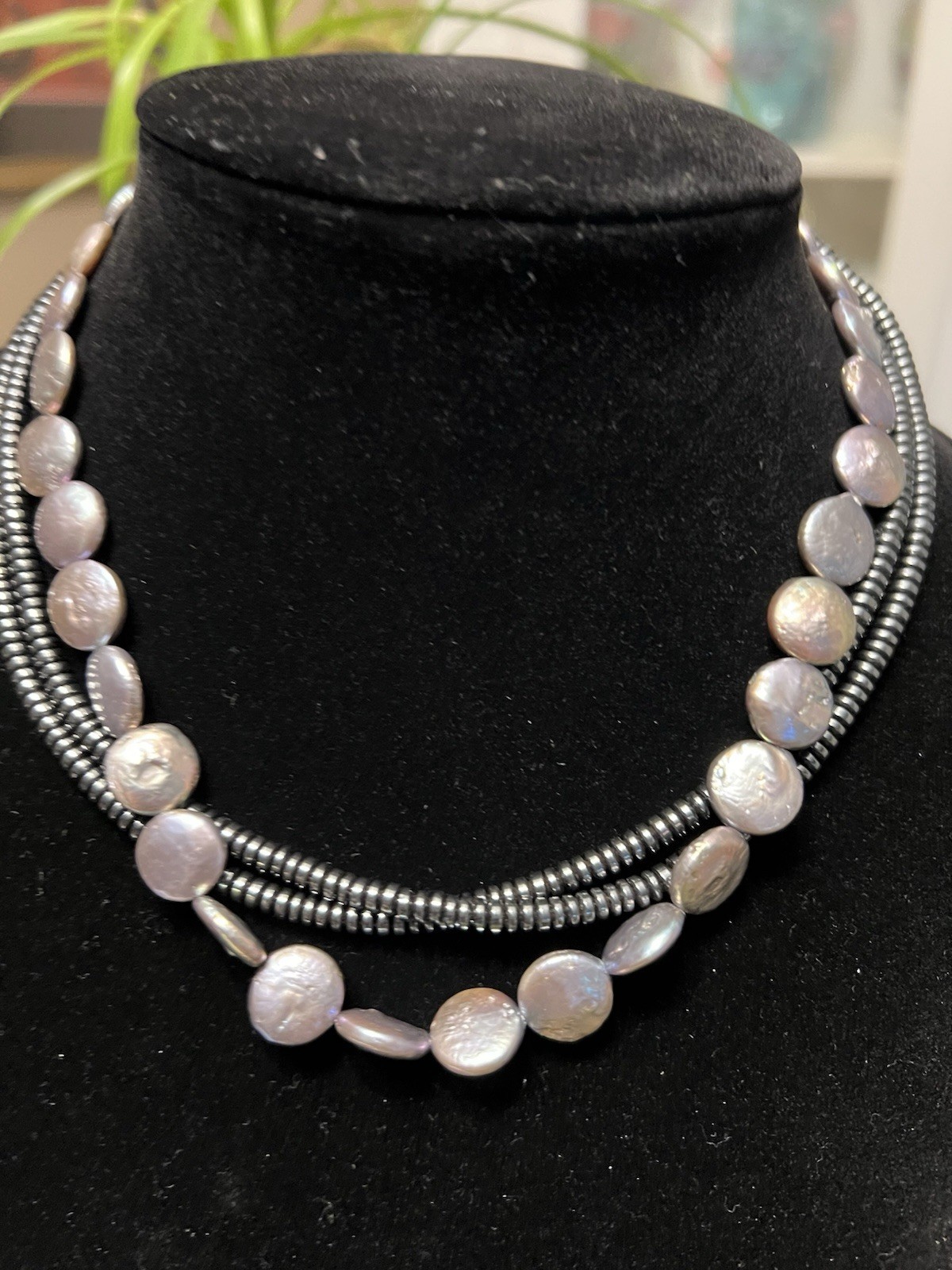 VINTAGE ESTATE STERLING 925 3 STRAND GENUINE COIN PEARL HEMATITE NECKLACE 17-18