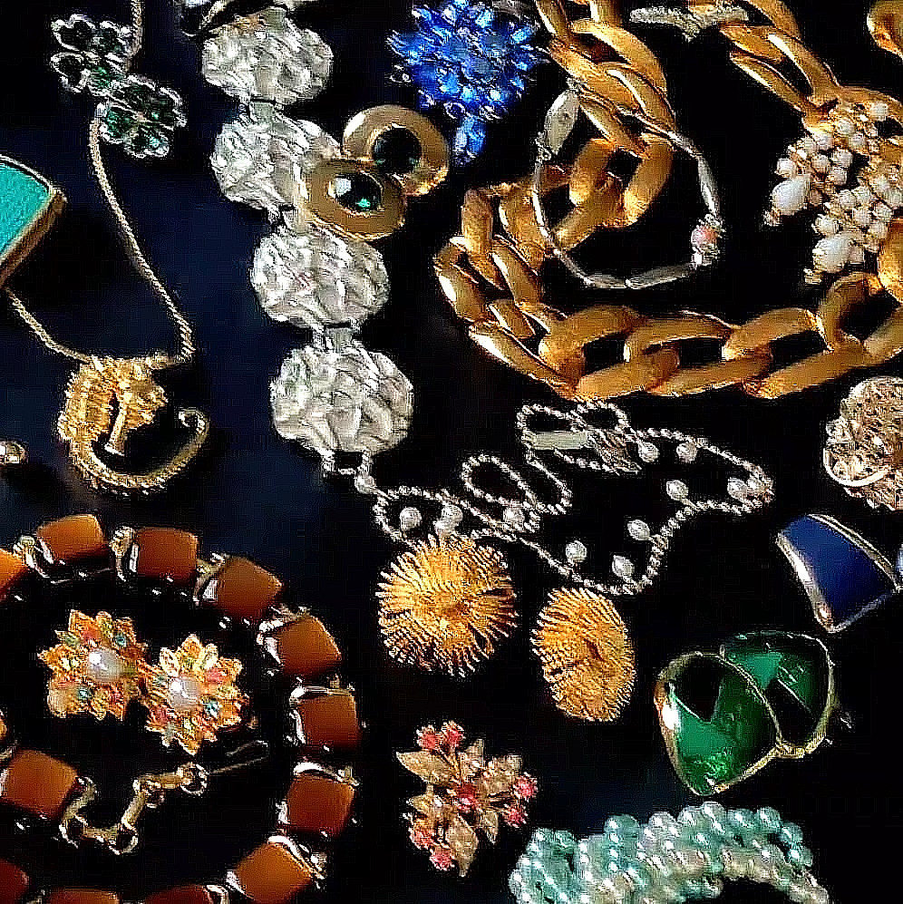 Lot Huge Estate Jewelry Napier Coro Avon + MORE 120+ Pc All Wearable VTG to Now