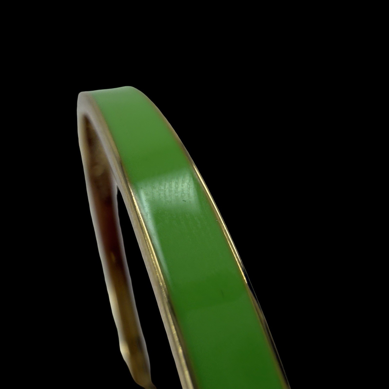 Vintage KATE SPADE Lime Green Enamel BANGLE Bracelet HAPPY-GO-LUCKY Gold Plated