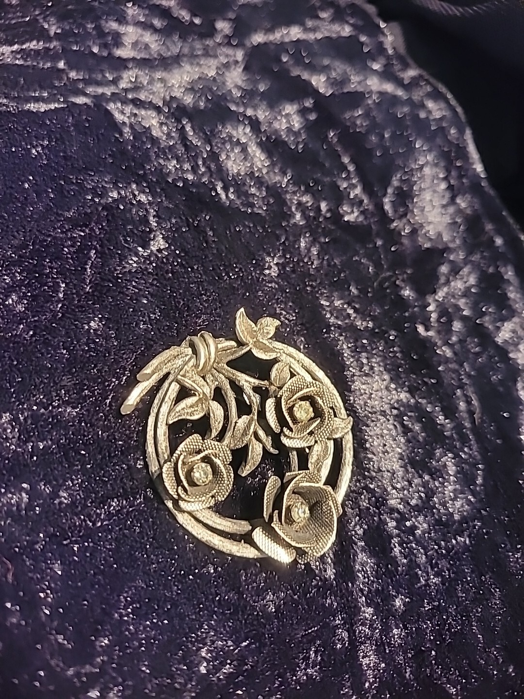 Vintage Womens Brooch Pin Gun Metal Floral Jewelry Costume