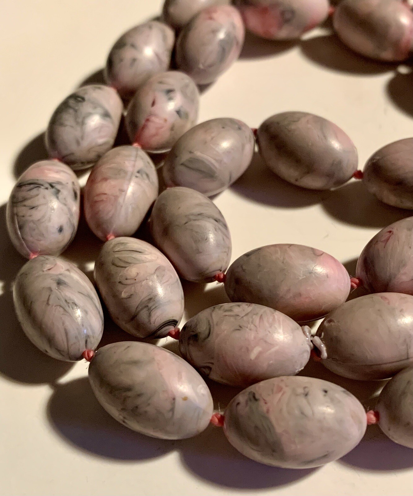 Pink Swirl Faux Marble Bead Necklace Vintage 30″ Retro
