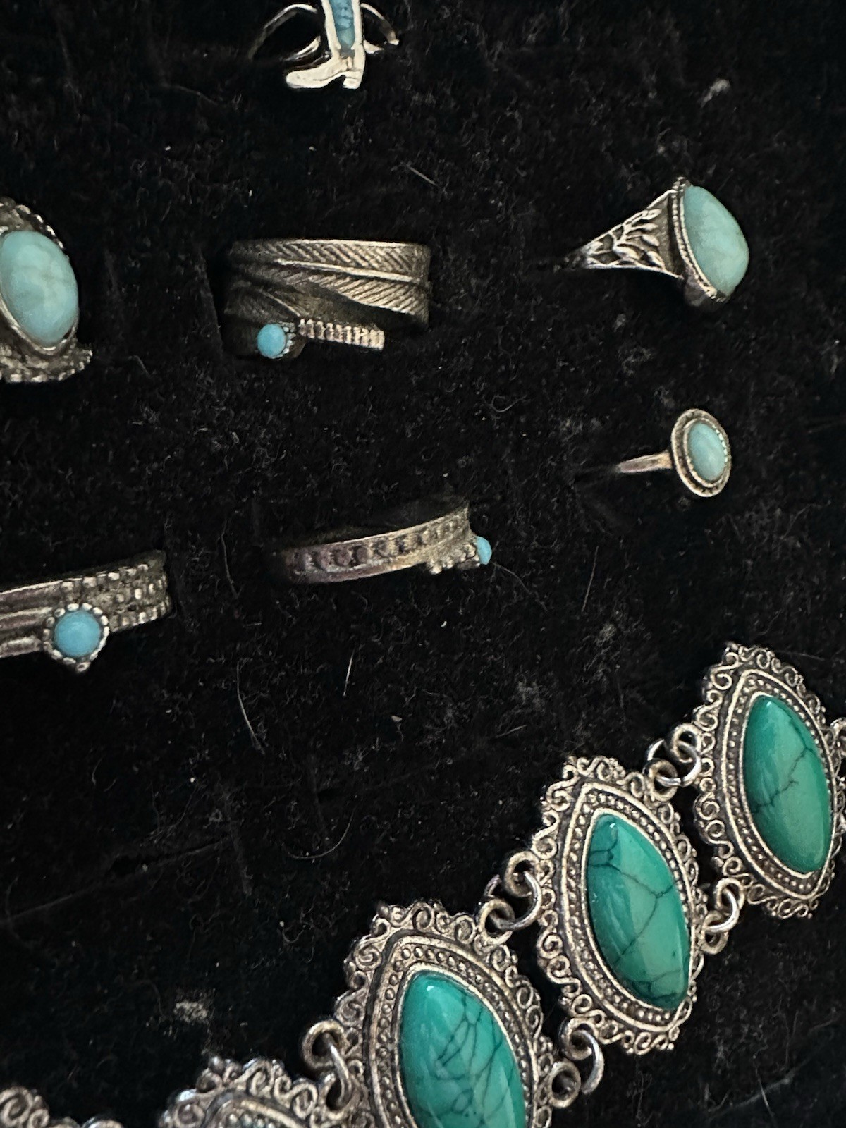 Vintage Southwestern Style Turquoise Jewelry Lot – 7 Rings & Statement Bracelet