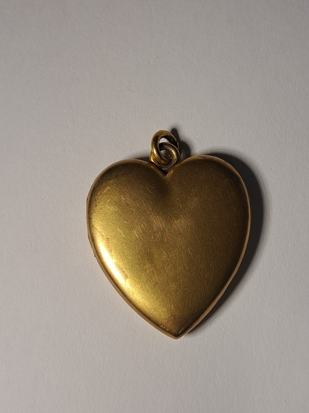 Antique Victorian S&B Co. Etched Gold Filled Starburst Fleur De Lis Heart Locket