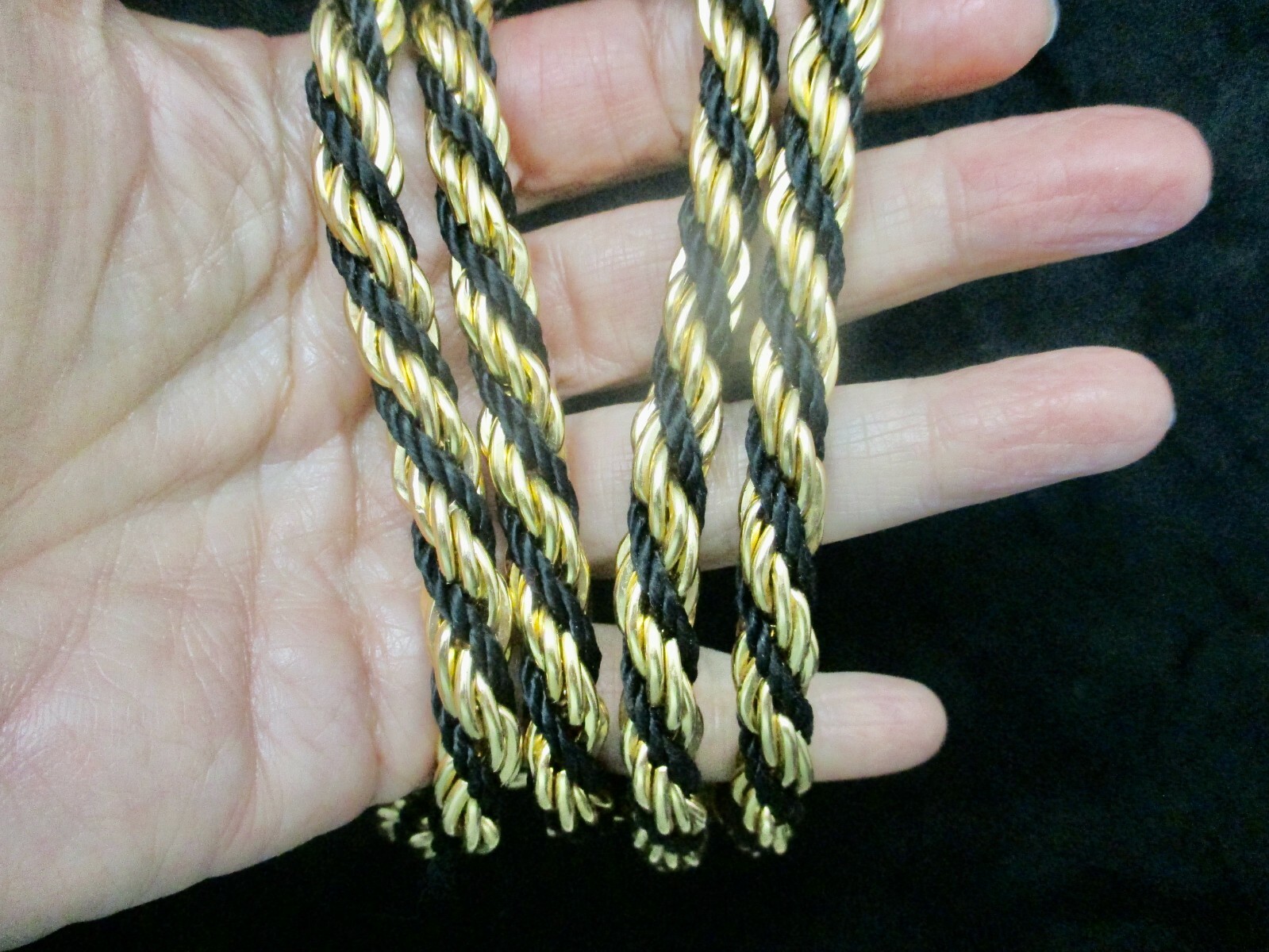 Vintage-1980’s Lady Remington Wide Gold Tone w/Black Fabric Intertwined Necklace