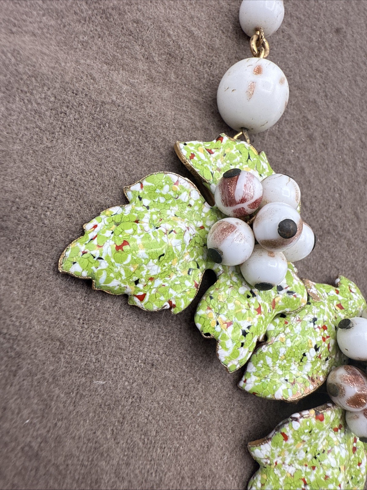 Vintage Metal Leaf Beaded Statement Necklace White Green
