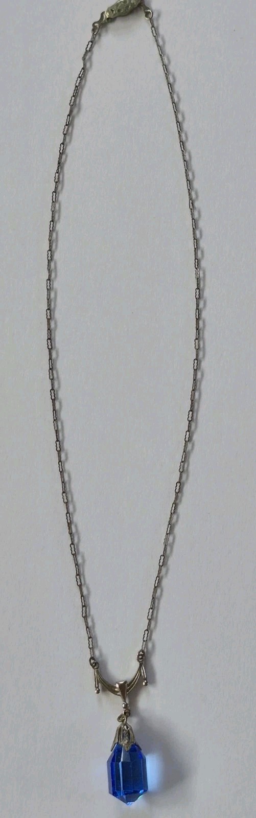 Necklace Art Deco Blue Crystal Sphere Faceted Shape Silver Tone Chain 15.75″
