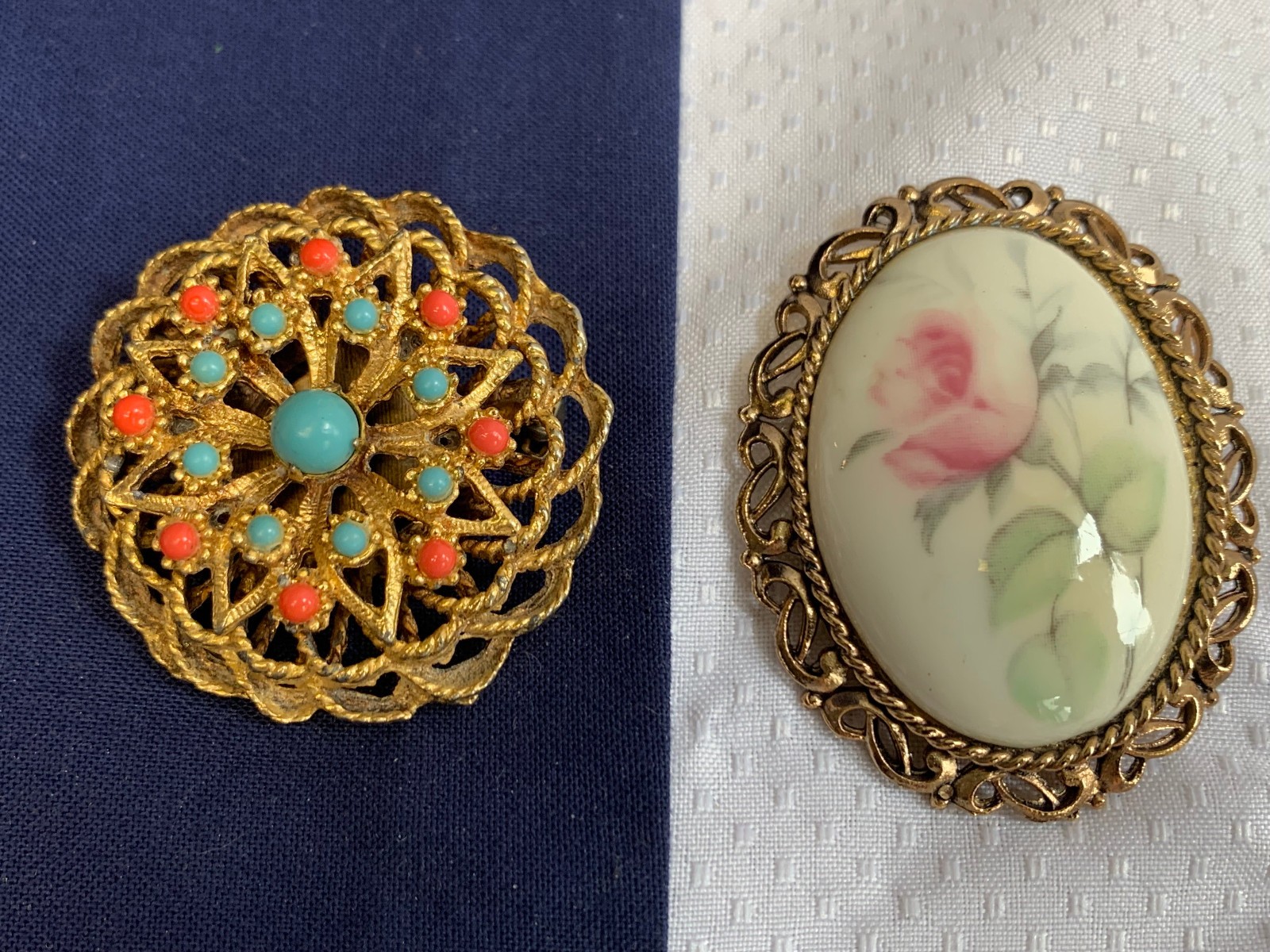 Vtg Brooch Lot DoneGal Barlow Napier Sarah Cov Avon Scatter Pins Costume Jewelry