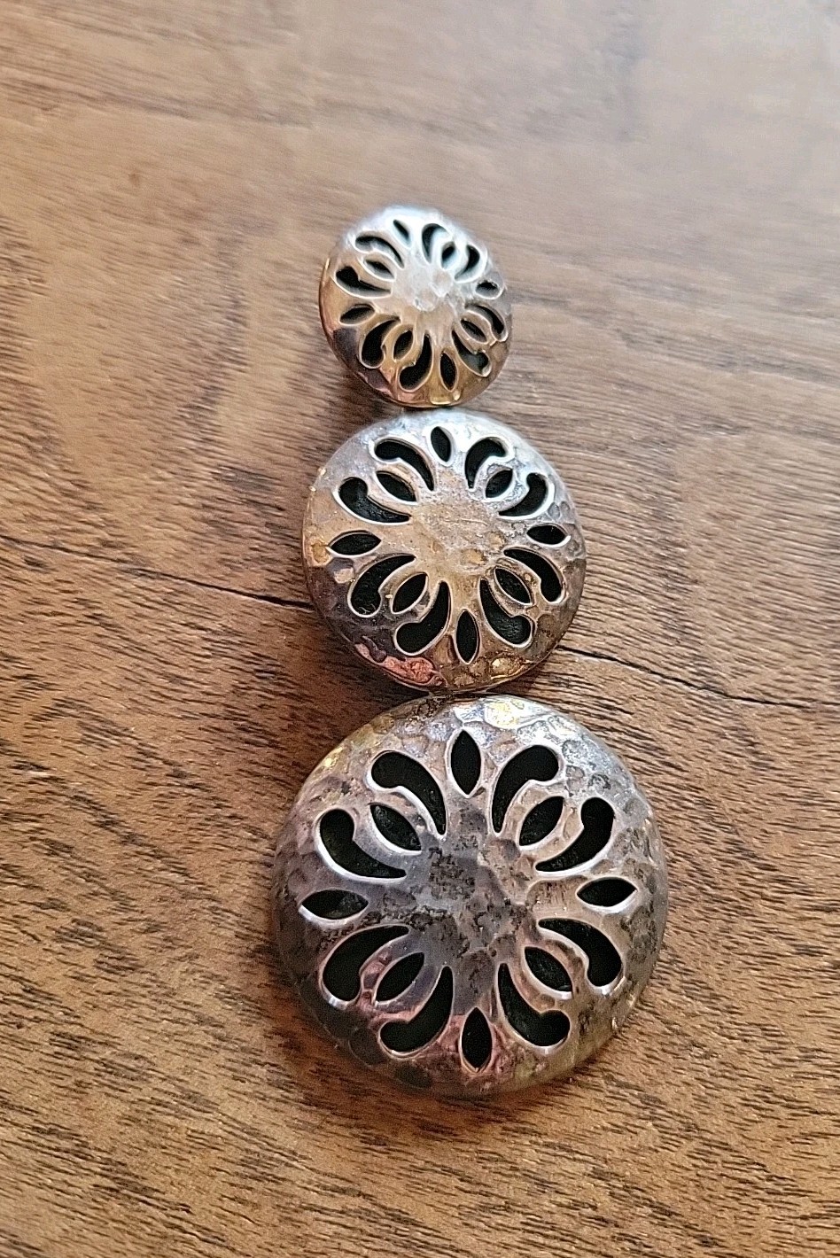 Vintage ATI MEXICO Sterling Silver Hammered Floral Cutout Discs Pendant