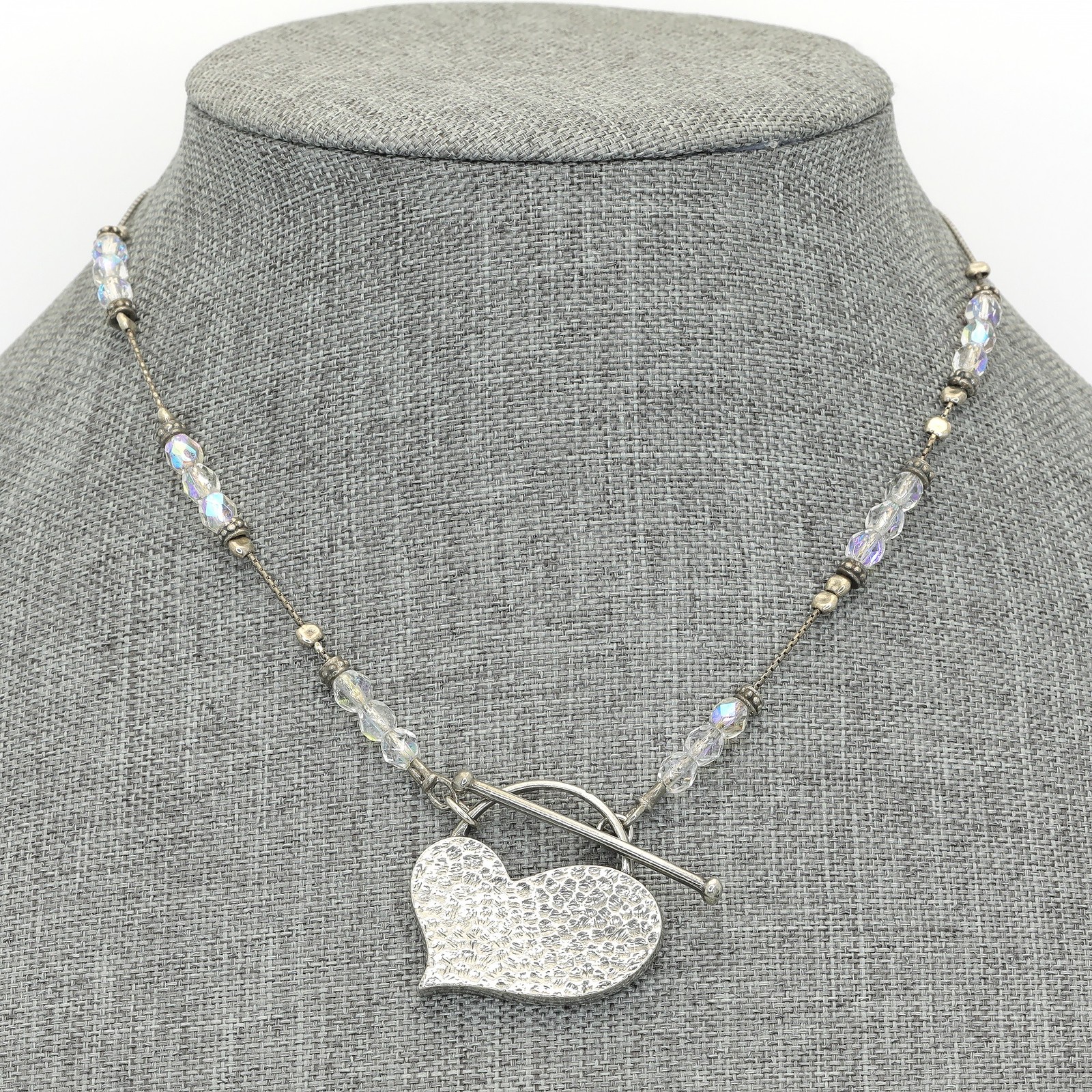 Vintage Silpada Crystal Bead Sterling Hammered Heart Toggle Necklace N0776 HTF