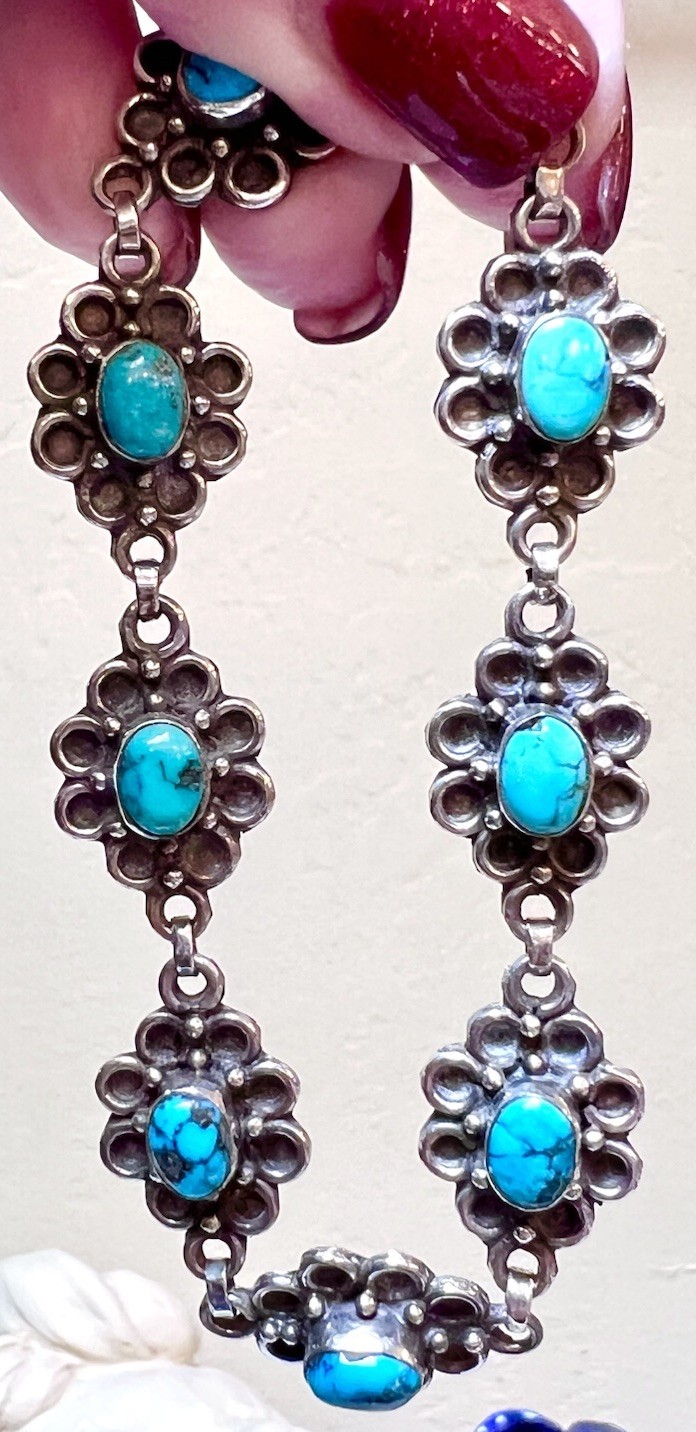 LOVELY Artisan Ornate Sterling Silver Genuine Turquoise Floral Design Bracelet