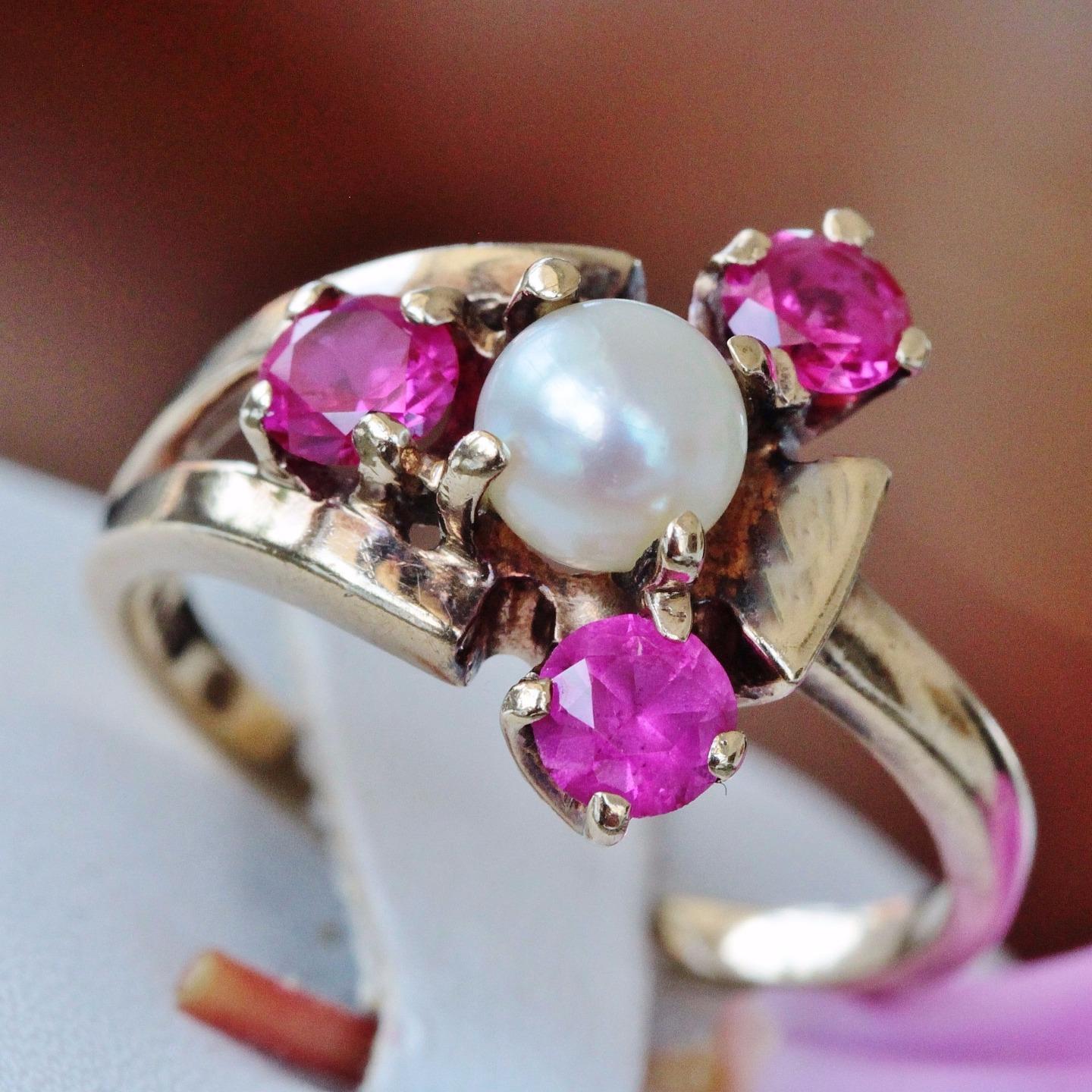 10k yellow gold ring 5.3mm cultured pearl & lab ruby size 7.75 handmade 3.5g