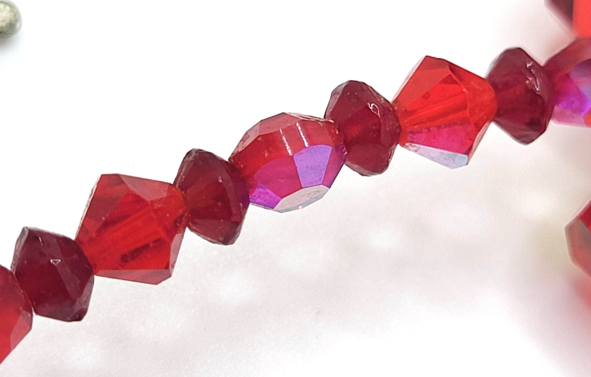 Vintage Ruby Red AB Bicone Bead Aspirin Crystal Bead Necklace Cluster Box Clasp