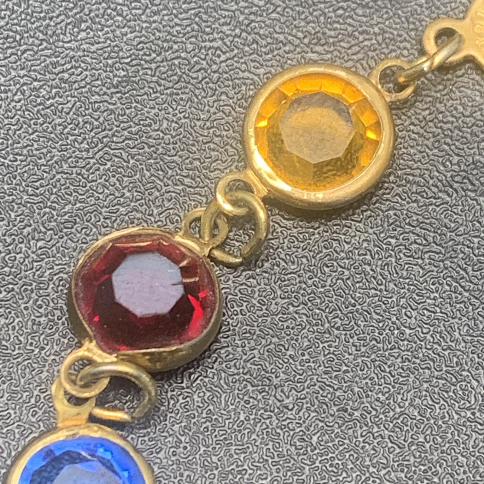 Austrian Crystal USA Signed Multi color Crystal Gold Tone Bracelet Vintage 7.5”