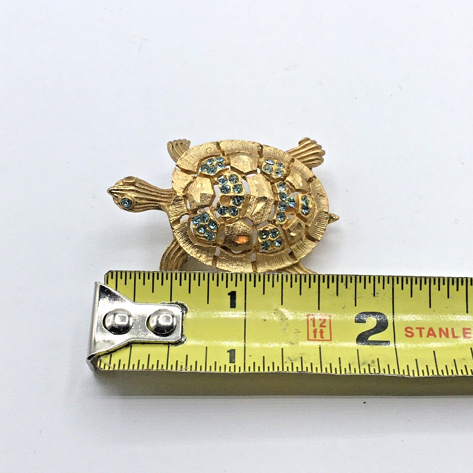 Beautiful Gold Tone Turtle w/ Light Blue Rhinestones Brooch Unsigned