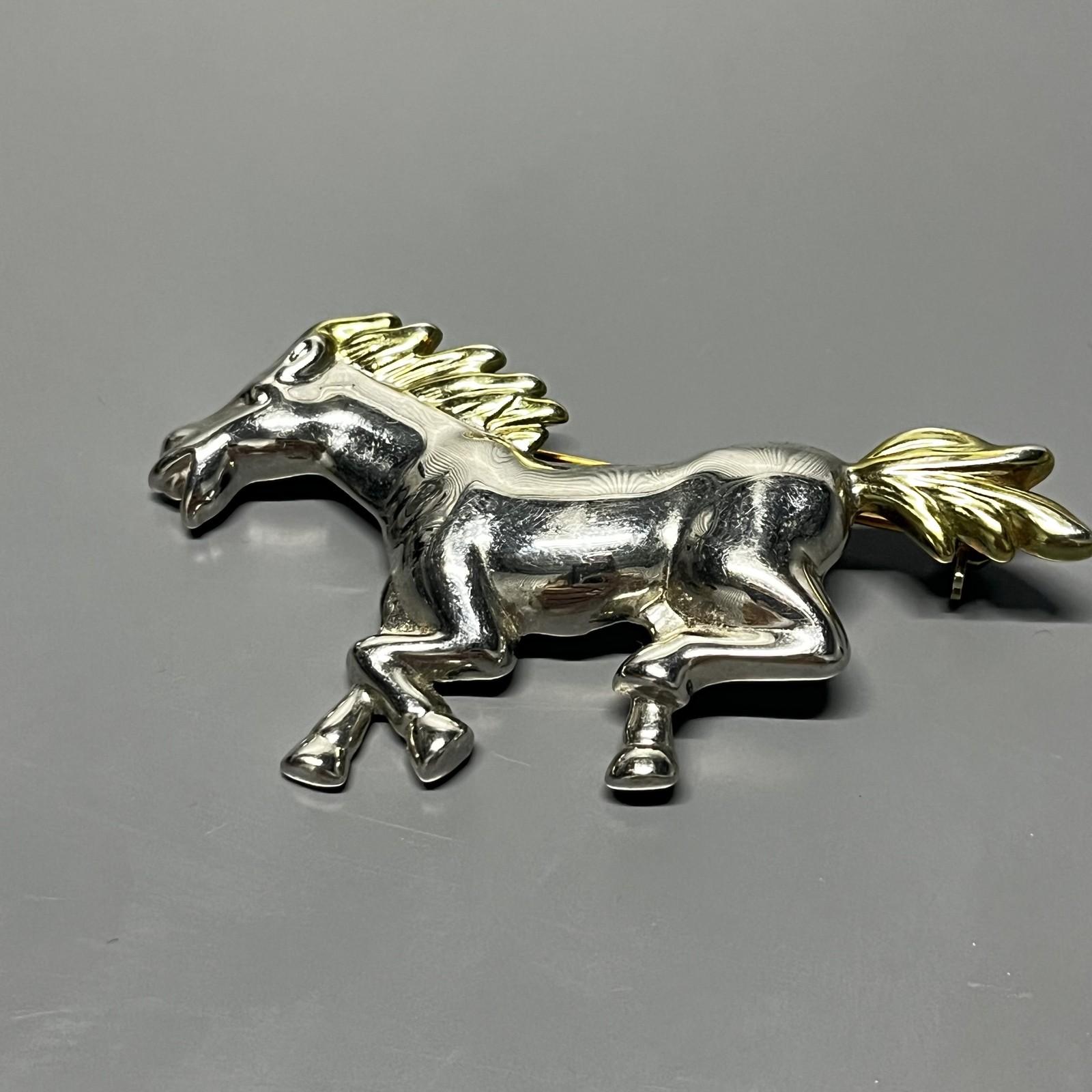 Vintage Running Horse Brooch Pin Silver Tone Gold Mane Tail Animal Jewelry 3.5″