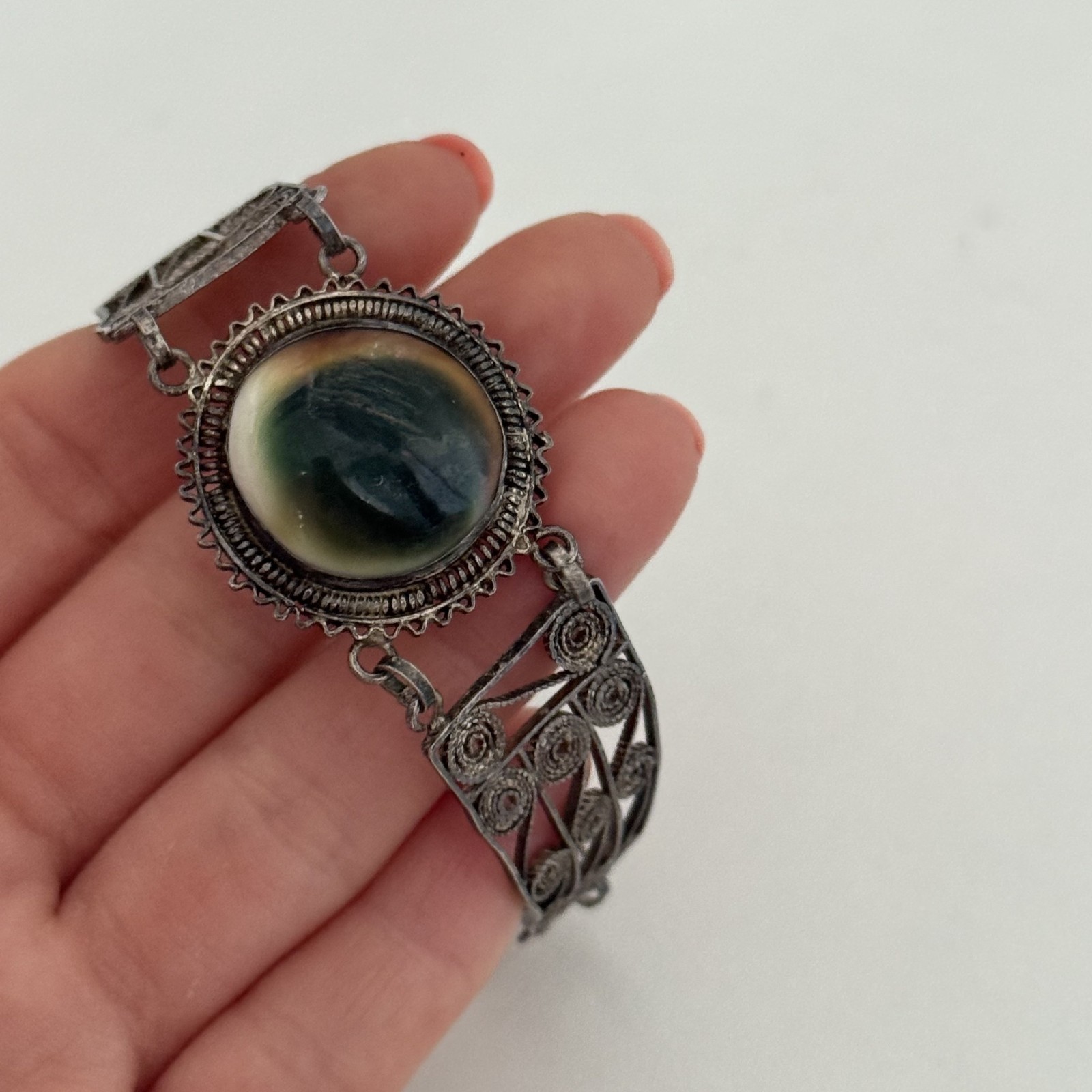 Vintage Sterling Silver Cannetille Filigree Operculum Shell Unique Bracelet 7″